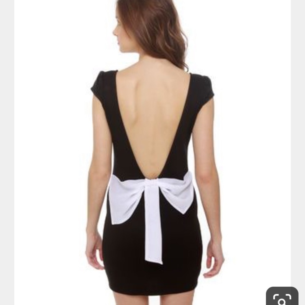 Lulus Cocktail dress Bustle and Flow